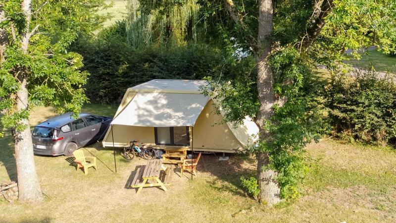 Camping De Thoissey *** Exterior foto